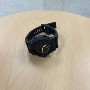 Unisex G-Shock Watch. Grey/Purple.Step tracker. Smartphone compatible.